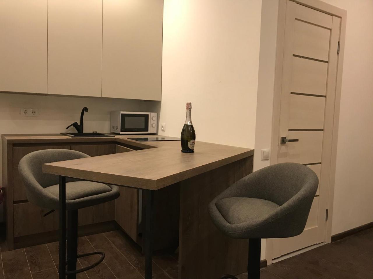 Vip Apartment Ploscha Rynok Λβιβ Εξωτερικό φωτογραφία